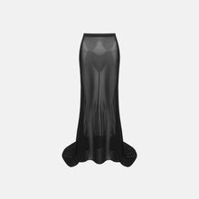 Gonna a strascico con trasparenze di colore nero