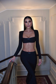 Black structured set